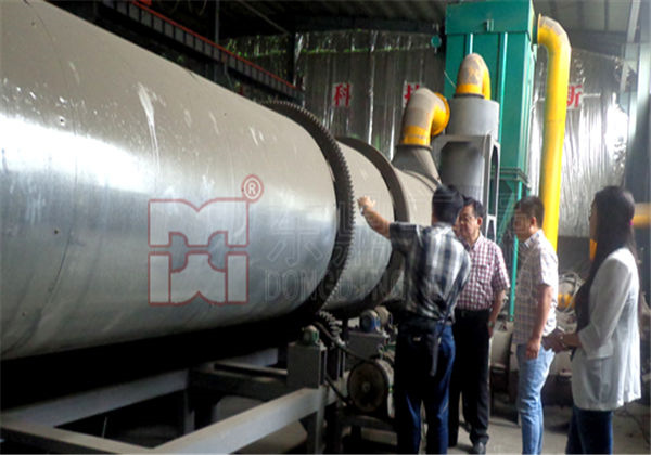 參觀考察車(chē)間